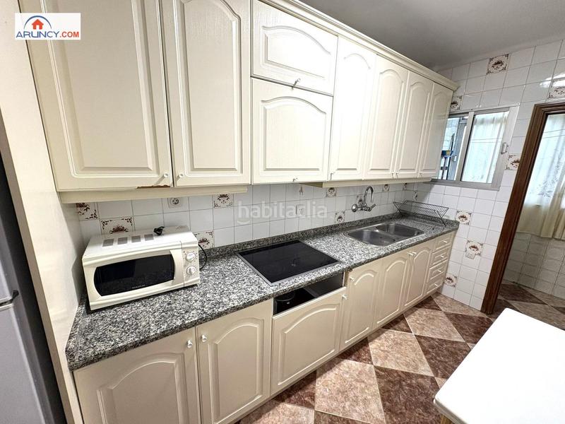 Foto 0741d575-c3e0-49a1-a82a-bfbe883b7fb4. Location appartement dans La Buhaira Sevilla