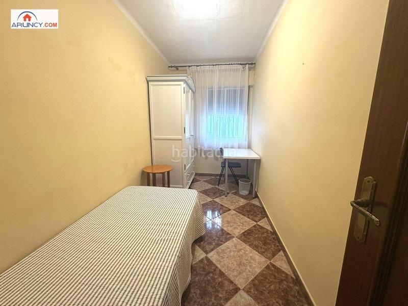 Foto 1cf815a0-5fed-4860-9ec5-388a93defbc4. Location appartement dans La Buhaira Sevilla