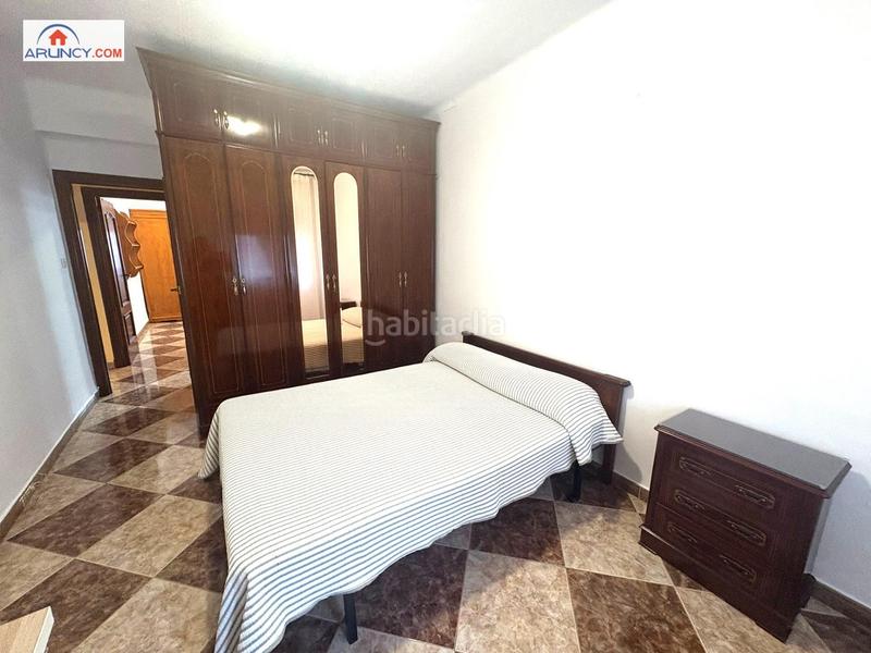 Foto b74fc6c9-341d-44db-aab0-435ec390c33a. Rent flat in La Buhaira Sevilla