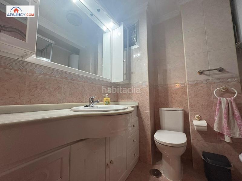 Foto ed8c3dba-141d-4641-b7a1-073005ef0b9a. Rent flat in La Buhaira Sevilla