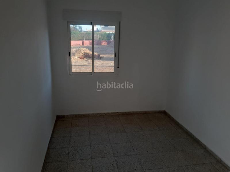 Foto 28a93c79-a272-4d00-8689-a09c4e73773f. Chalet in Oromana Alcalá de Guadaira