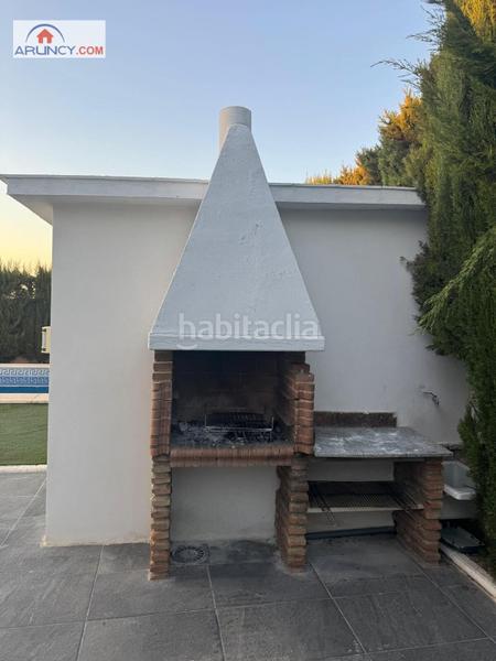 Foto 541419bc-8db0-4ea4-af8c-084b64c74222. Affitto chalet con riscaldamento parcheggio piscina in Montequinto
