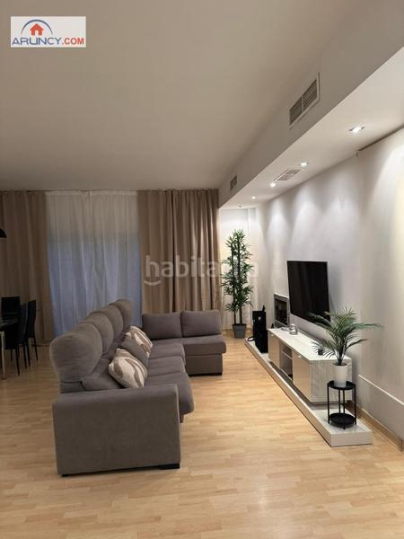 Foto 2df9fc98-9461-4c2e-975e-5ca3f8f4e208. Rent chalet with heating parking pool in Olivar de Quintos Montequinto