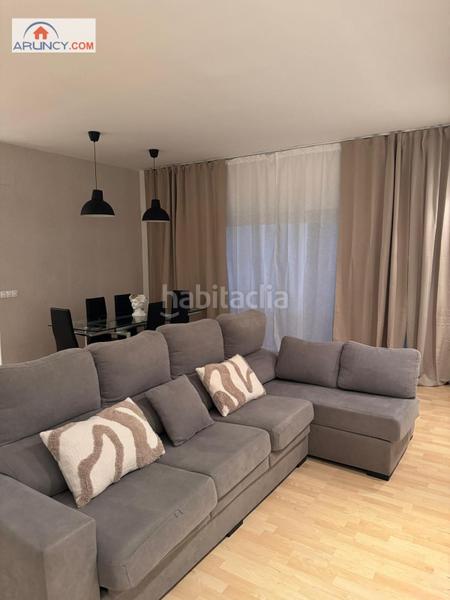 Foto 4d6a9641-d6e5-467b-bc2f-08e400b64e31. Rent chalet with heating parking pool in Olivar de Quintos Montequinto