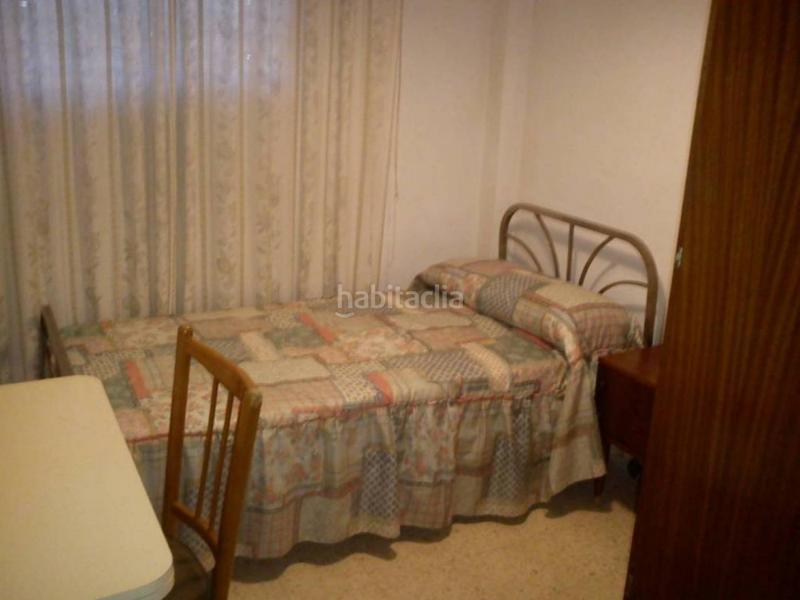 Foto e05f5b0d-dec4-4d2b-b3eb-f37c9c06cfd4. Rent flat in El Torrejón - El Cerezo Sevilla