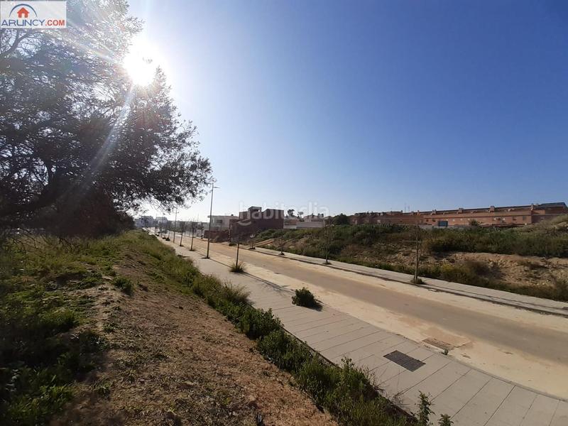 Foto 3bafa39a-0218-4b0a-8664-c50bd318168d. Terrain résidentiel dans Entrenúcleos Dos Hermanas