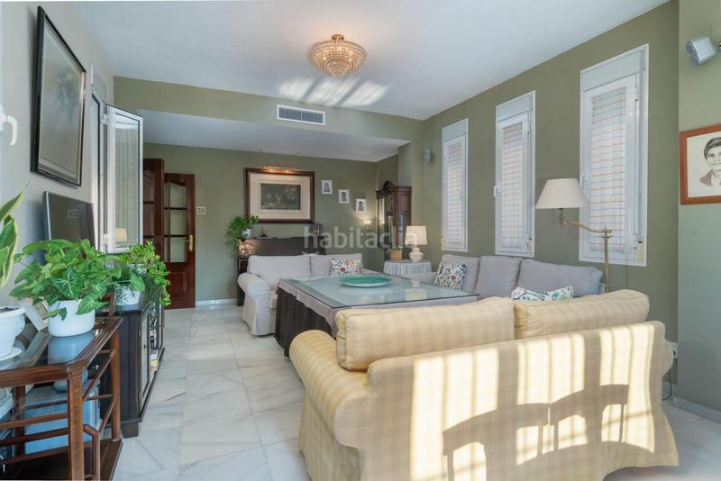 Foto 10bcbbf4-1170-4265-b2e6-07c190cfd938. Chalet with heating parking pool in cerros de Montequinto Montequinto