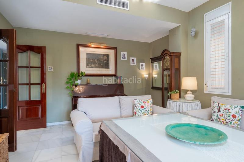 Foto 25508fc7-7346-4fe6-b8b7-666222f87f75. Chalet with heating parking pool in cerros de Montequinto Montequinto