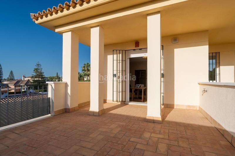 Foto 37805324-66a2-4327-99bd-b25eda5a6414. Chalet with heating parking pool in cerros de Montequinto Montequinto