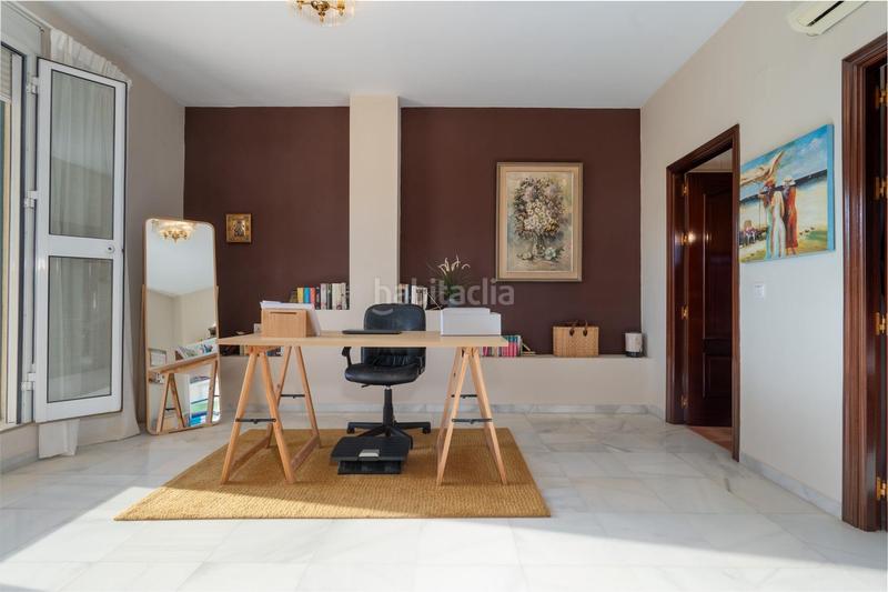 Foto 9733be24-b4d0-44a8-9caa-ebeaf7769fd9. Chalet with heating parking pool in cerros de Montequinto Montequinto