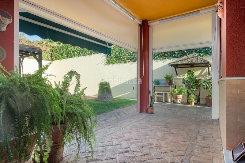 Foto 9f9c9419-86d0-4c6b-9781-069c644f4bb9. Chalet with heating parking pool in cerros de Montequinto Montequinto