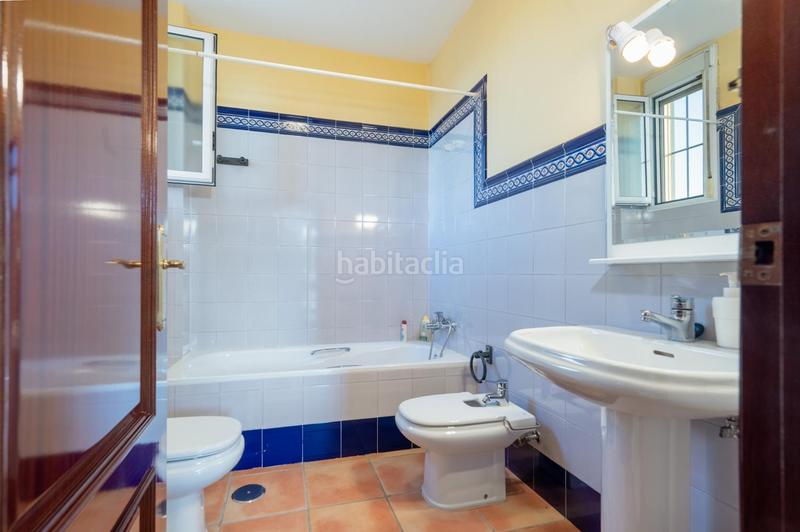 Foto c95e26d6-d74a-4f0d-9015-8e0111deb25c. Chalet with heating parking pool in cerros de Montequinto Montequinto