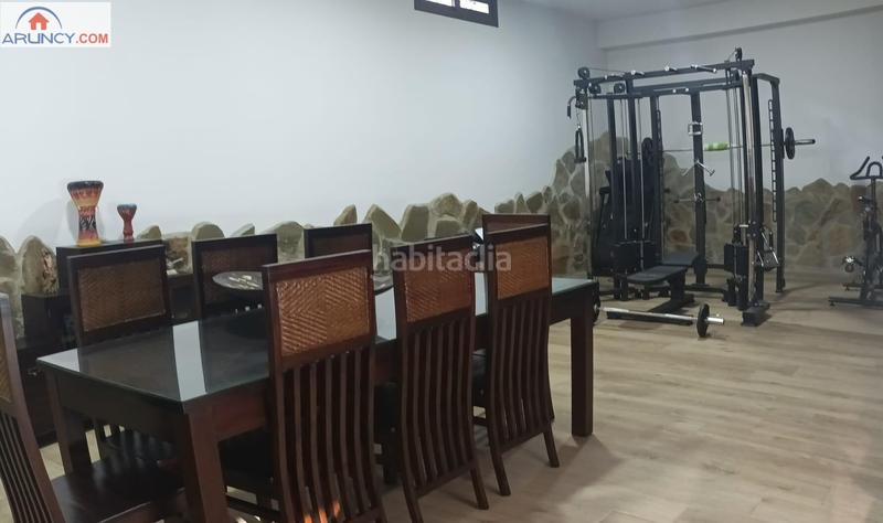 Foto 099d61c9-438c-452b-8faf-5370732089a3. Lloguer xalet amb calefacció aparcament piscina a Montequinto