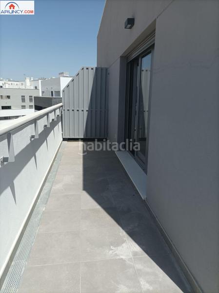 Foto 954b1fc1-34ae-4a4b-8eb4-e9b5c717714b. Location attique avec chauffage parking piscine dans Dos Hermanas