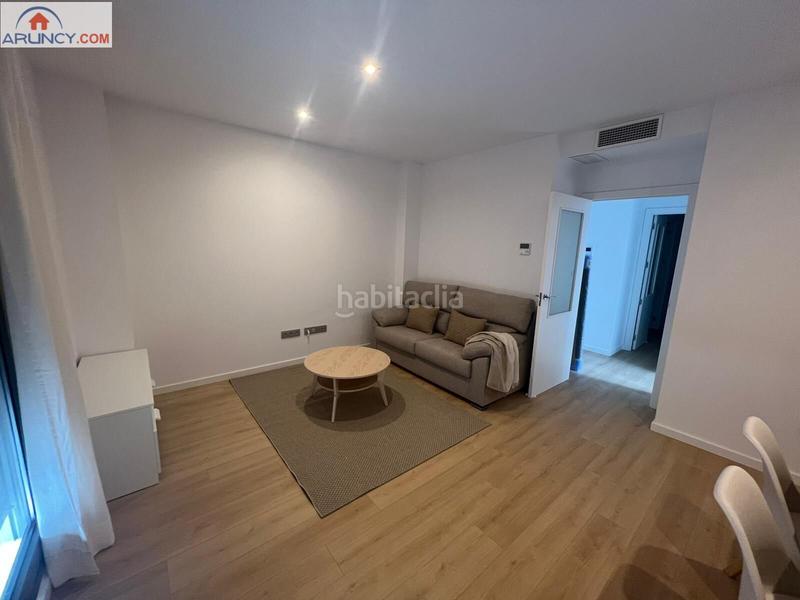 Foto c9cce544-bc12-4fe7-97e6-888673bd0152. Location attique avec chauffage parking piscine dans Dos Hermanas