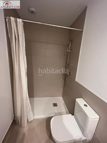 Foto 4cab5eaf-e010-4a98-bafa-afe05a416a13. Rent penthouse with heating parking pool in Entrenúcleos Dos Hermanas