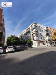 Pis a San Carlos - San José. Oportunidad única en sevilla piso con terraza, solárium y gran p