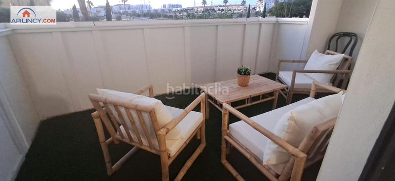 Foto f9d0139f-a78f-41cb-b95b-a5566277ce3b. Affitto appartamento con riscaldamento parcheggio piscina in Dos Hermanas