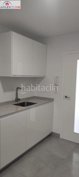 Foto bd07e8ad-32c2-40a6-9c9e-60e7f6aabf88. Alquiler piso precioso piso para alquilar en la urbanizacion los olmos v !!!!!! en Montequinto