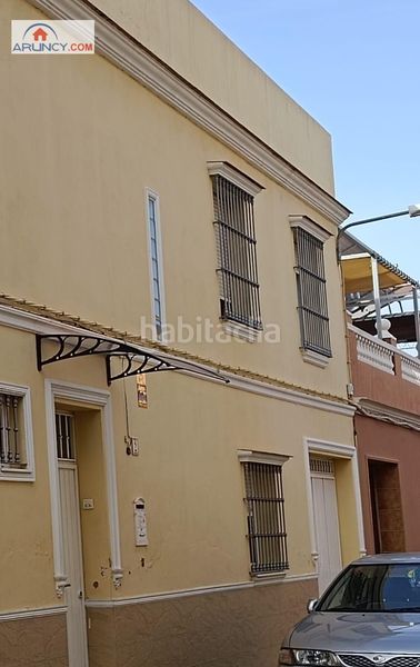 Foto 1a9946a6-e140-49c6-92a0-6ad392241900. Casa a Barrio del Nervión Sevilla