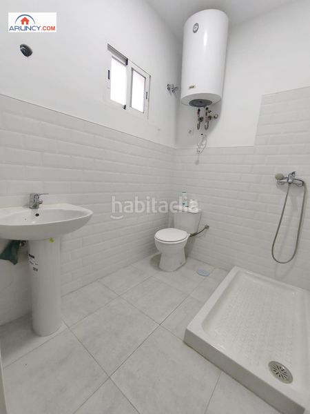 Foto 36cfc91c-1b20-4571-a1d4-8d21823a0312. Casa amb aparcament a Ciudad Jardín Sevilla