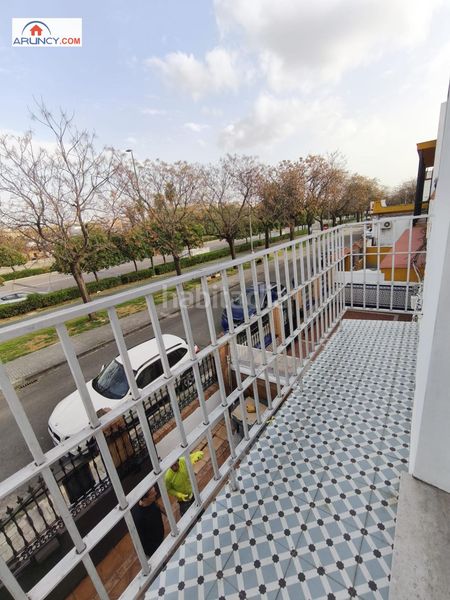 Foto 7c60c01b-c3a1-4152-acd6-950eae2ca9c6. Casa amb aparcament a Ciudad Jardín Sevilla