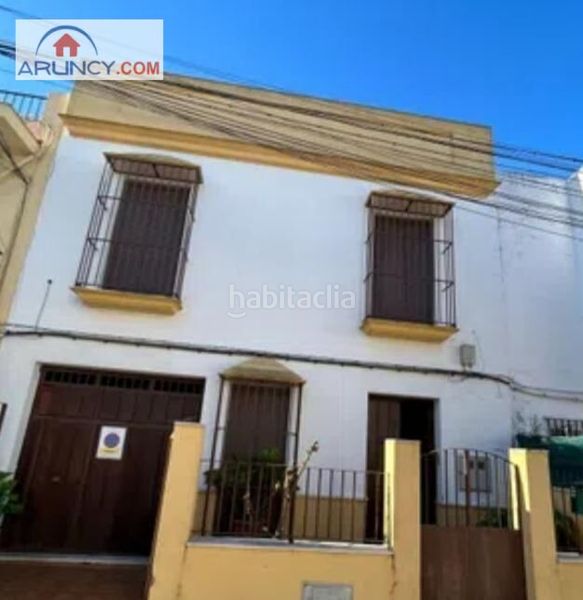Foto 609e44ef-9c3f-4e91-9894-42f5cace6478. Casa amb aparcament a Palmete Sevilla