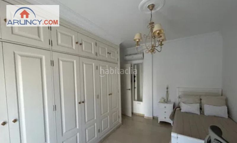 Foto ed70a530-27f1-4724-8fcd-7c40f5473bf0. Casa amb aparcament a Palmete Sevilla