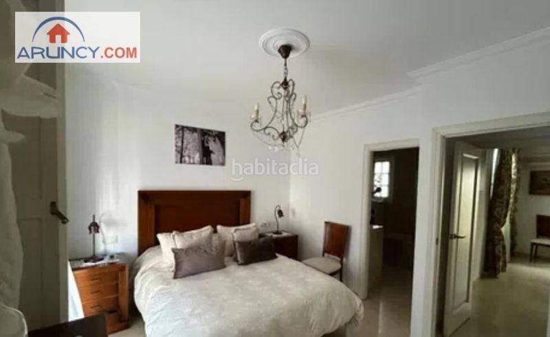 Foto f4676c56-7aca-4775-a074-1087764aa9b7. Casa amb aparcament a Palmete Sevilla
