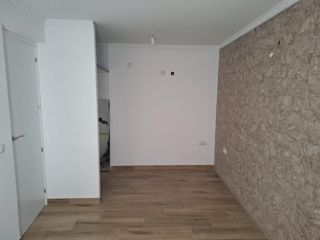 Etagenwohnung in Los Pájaros. Piso totalmente reformado con dos patios privativos