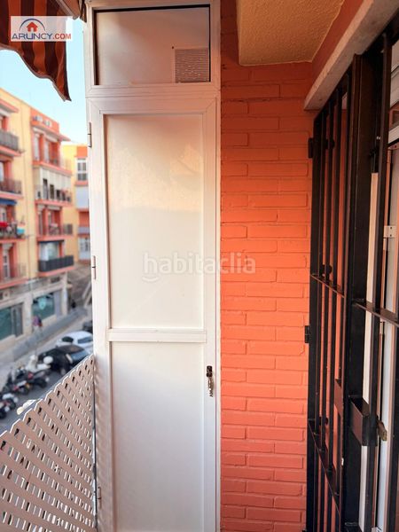 Foto cd8ae0d7-8fd7-4986-a424-cb6c9a09f749. Pis amb calefacció a La Calzada - La Florida Sevilla