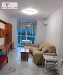 Location Appartement à Pedro Salvador - Las Palmeritas. Piso en alquiler para estudiantes en zona de bami