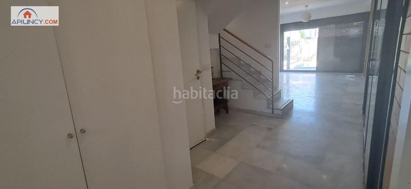 Foto 79a4291e-d1d4-4267-89d5-35d0de8bea45. Doppelhaus mit heizung pool in Colegio Europa Espartinas