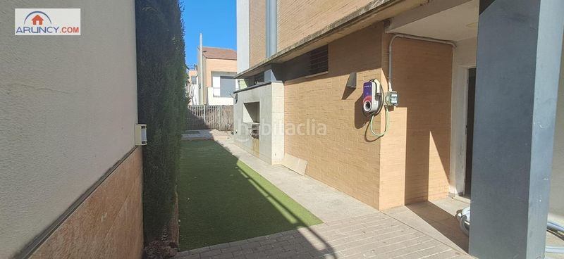 Foto bcee4d2b-d26a-4bf3-9645-31314c996071. Doppelhaus mit heizung pool in Colegio Europa Espartinas