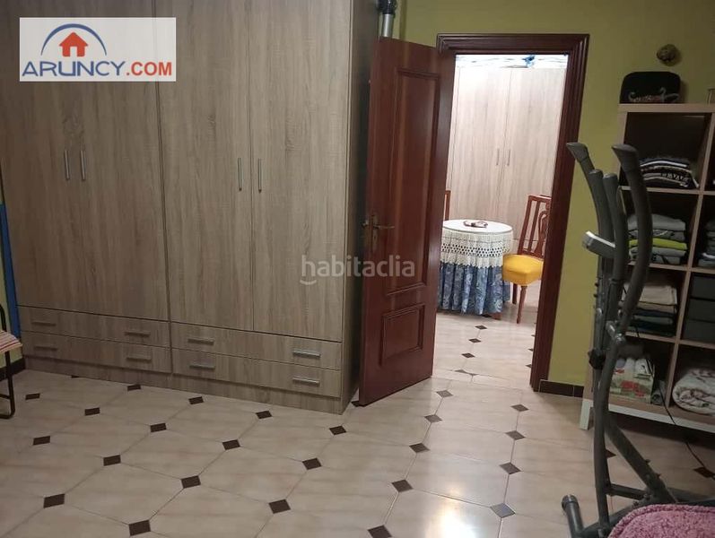 Foto 3f2652a1-d456-4d4d-9050-732ae6112e2d. Casa amb calefacció a La Plata Sevilla