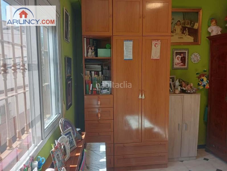 Foto f24d0226-35aa-4027-b79e-4dfd3bfe9a97. Casa amb calefacció a La Plata Sevilla