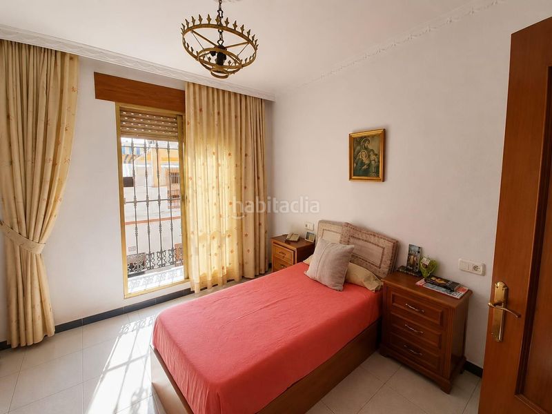 Foto c4719151-9b0b-4f03-add8-598e571dfb6f. Casa a Barrio del Nervión Sevilla