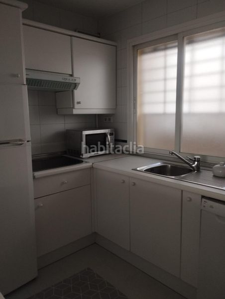 Foto cdfa37b8-f0f8-4ff2-b5cf-225e3771d3d2. Pis amb calefacció aparcament a Doctor Barraquer - G. Renfe - Policlínico Sevilla