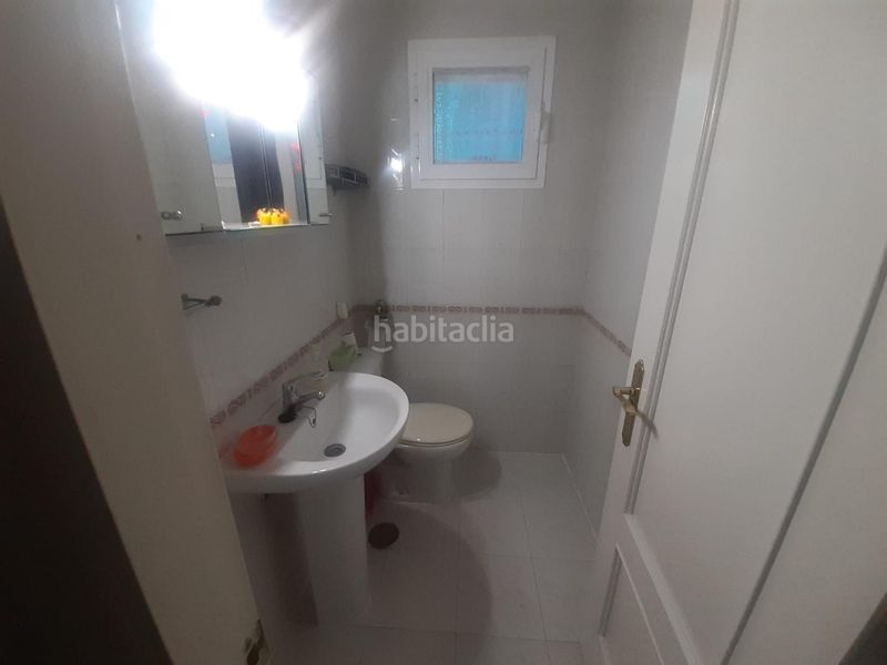 Foto 3b84ade2-2e23-41e8-8a7e-849b1151f8aa. Casa amb aparcament a Avenida Juan Diego Bormujos