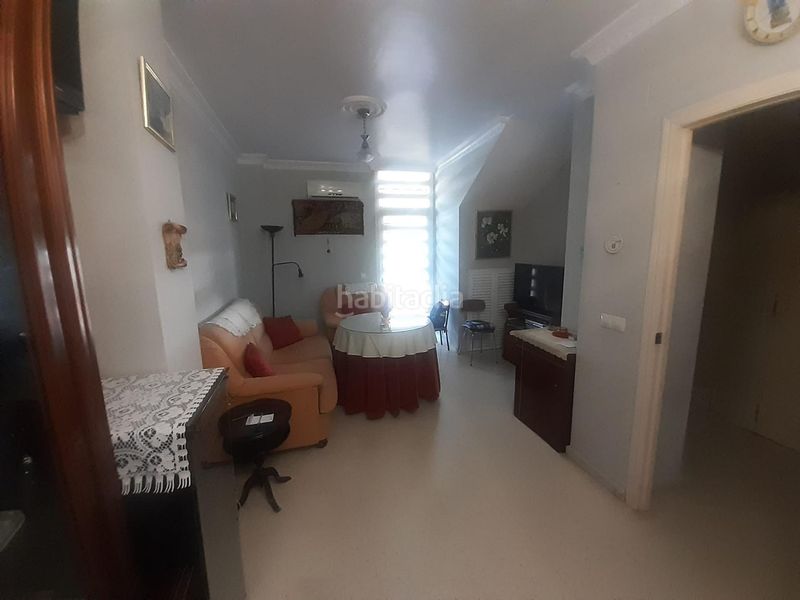 Foto 56dd28cb-f5de-43fd-9e33-0b33c435fb19. Casa amb aparcament a Avenida Juan Diego Bormujos
