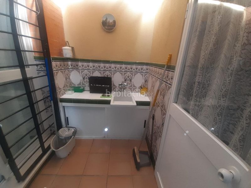 Foto bfccdd41-de54-4487-a294-fd85988ff908. Casa amb aparcament a Avenida Juan Diego Bormujos