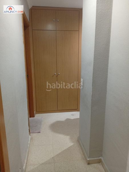 Foto d06116e4-2a44-4ed3-9bba-4c41000e5f24. Pis amb aparcament a Palmete Sevilla