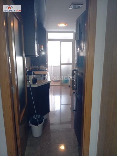 Foto e80ccb72-94e7-4c5a-b7ef-9c263c5fb0c7. Pis amb aparcament a Palmete Sevilla