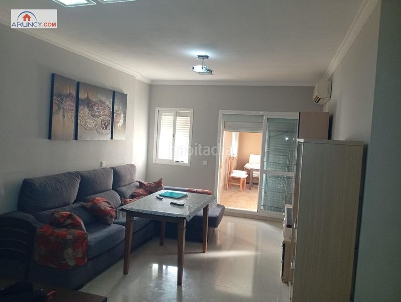 Foto fa036bad-09e1-4ce4-8ed9-8d229e644e51. Pis amb aparcament a Palmete Sevilla
