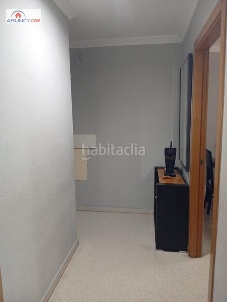 Foto fcd94d9f-4823-4b9d-b8d1-6fac1a788a1c. Pis amb aparcament a Palmete Sevilla