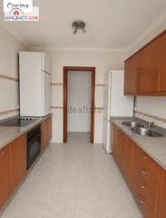 Appartement à La Oliva. Piso en madre inmaculda , sevilla
