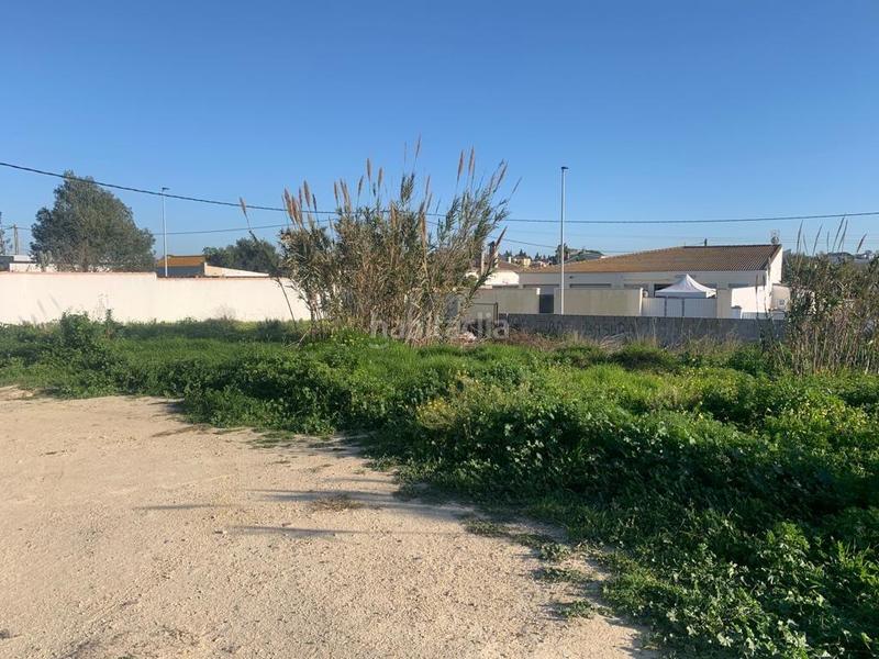 Foto 57a806bd-21f4-4230-b7a5-a4350e8475ed. Terrain résidentiel dans La Banda - Campo de Fútbol Chiclana de la Frontera