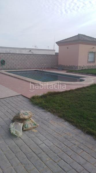 Foto 255d5785-df43-4ee2-b55a-a37f733ae914. Chalet mit parking pool in Los Franceses - La Vega Chiclana de la Frontera
