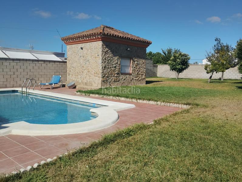 Foto 8973cbd9-92d3-48c0-bfa2-e6118d842f46. Chalet mit parking pool in Los Franceses - La Vega Chiclana de la Frontera