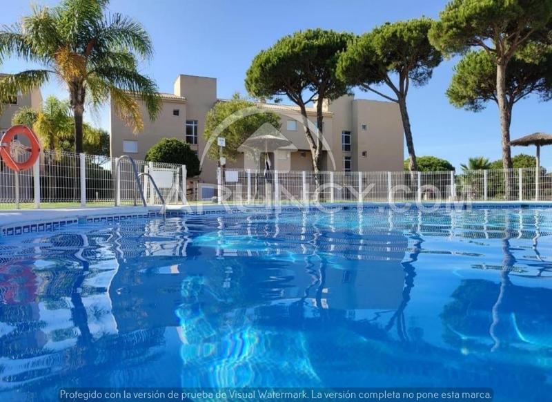 Foto 5210e5b7-3ddb-4fda-9047-e45024e34c19. Appartement avec chauffage piscine dans Novo Sancti Petri Chiclana de la Frontera